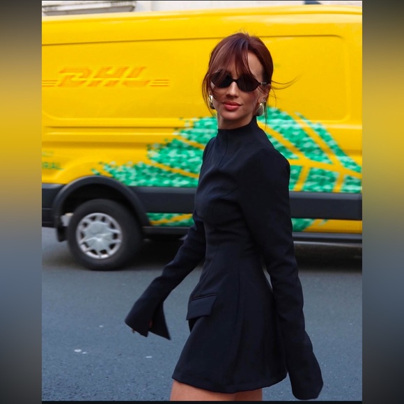 Odd Muse London split sleeve dress - Picture 3 of 5